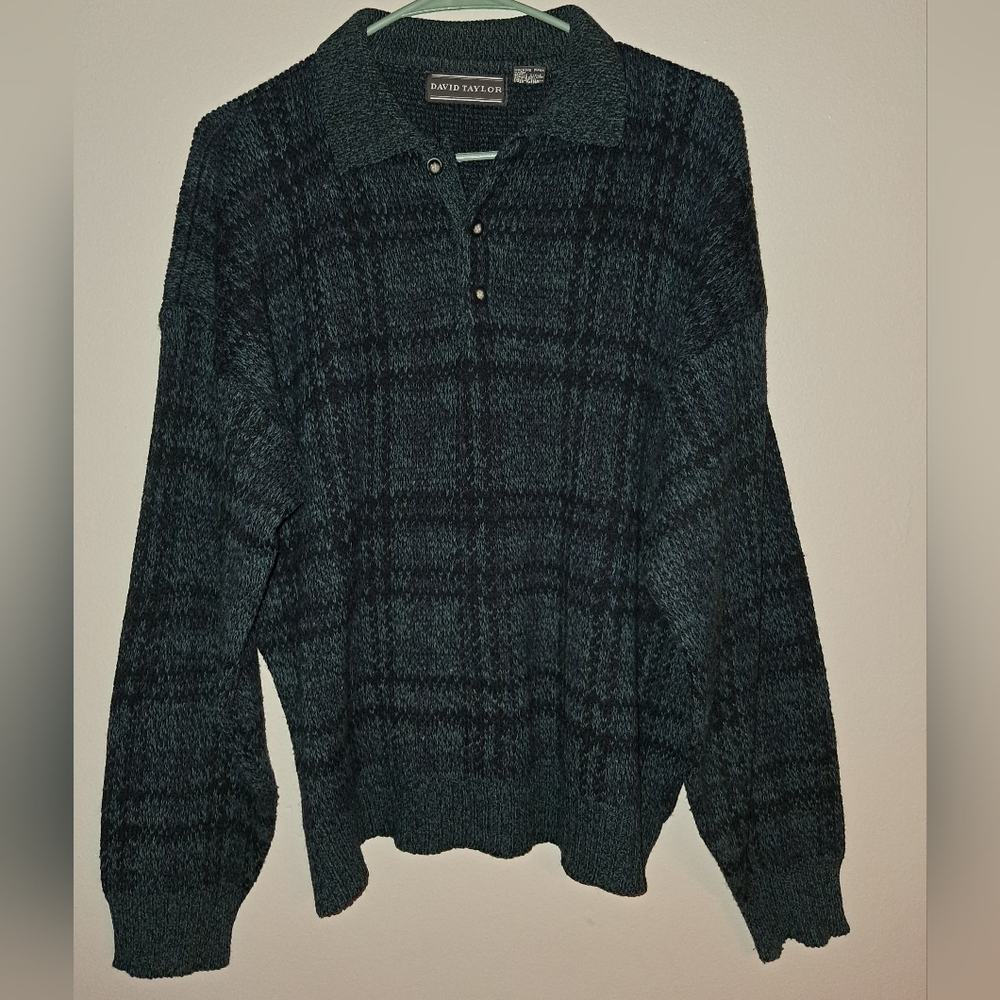 David Taylor Women's Black Plaid Sweater